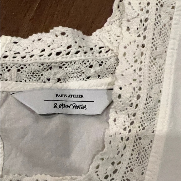 Embroidered Crop Top - Picture 2 of 5